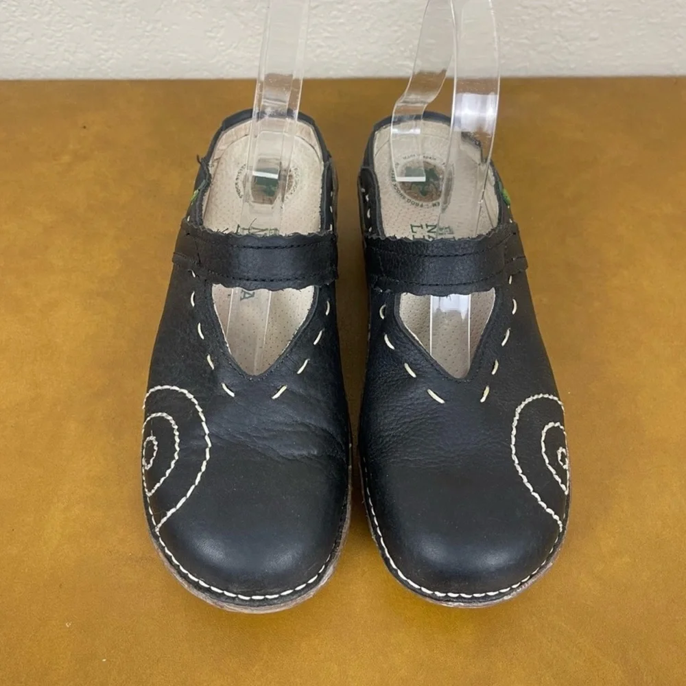 El Naturalista Women's Yggdrasil  Mule - Picture 2 of 10